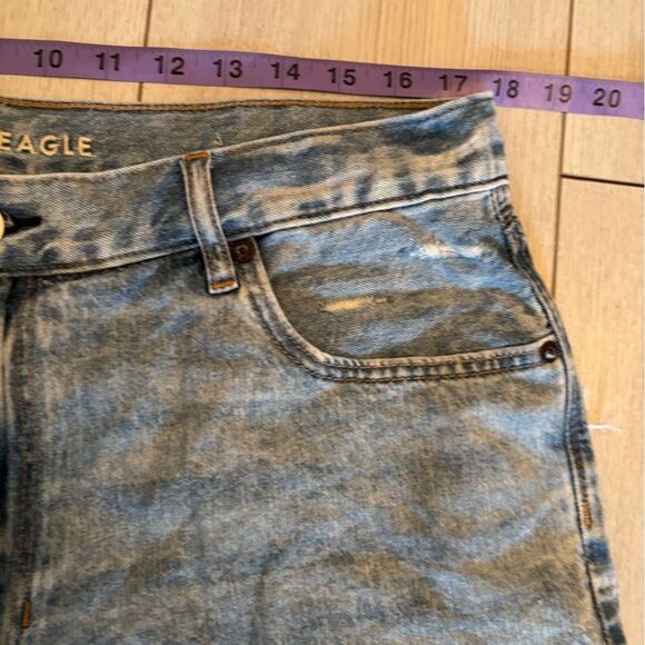 American Eagle 90s boyfriend denim shorts distressed - Picture 8 of 10